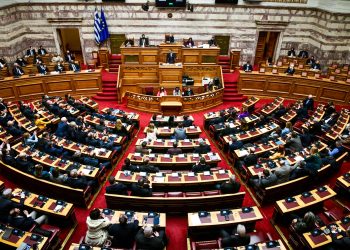 Ομιλία πολιτικών αρχηγών.Στιγμιότυπα από την τελευταία ημέρα της συζητησης στην ολομέλεια της βουλής, για την κύρωση του κρατικού προϋπολογισμού για το 2022, Σάββατο 18 Δεκεμβρίου 2021 (ΤΑΤΙΑΝΑ ΜΠΟΛΑΡΗ / EUROKINISSI)