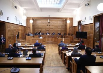 Συνεδρίαση της Εξεταστικής Επιτροπής για "τη διερεύνηση του εγκλήματος των Τεμπών και όλων των πτυχών που σχετίζονται με αυτό", Δευτέρα 18 Δεκεμβρίου 2023. 
(ΒΑΣΙΛΗΣ ΡΕΜΠΑΠΗΣ/EUROKINISSI)